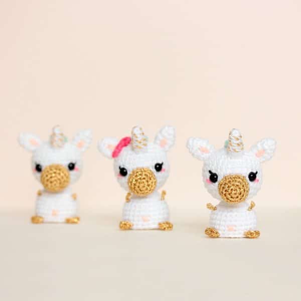 Amigurumi licorne miniature