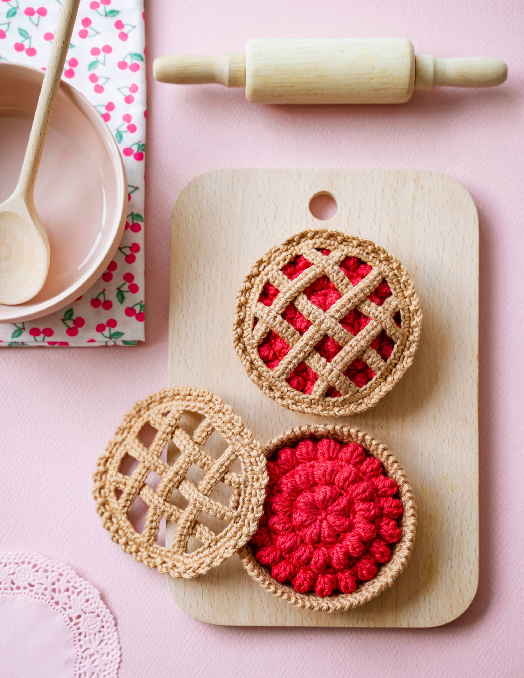 Tartes aux cerises au crochet